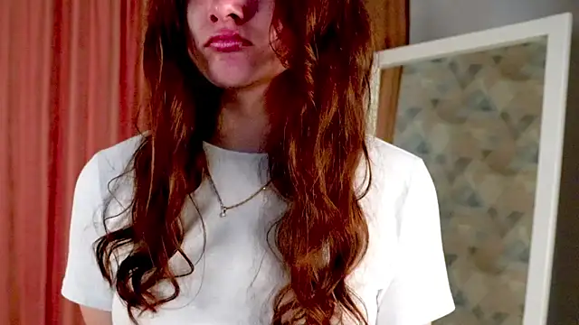 Snapshot of LewisThrone chatting on 1, 10, 2025 LewisThrone online show from 1, 10, 2025