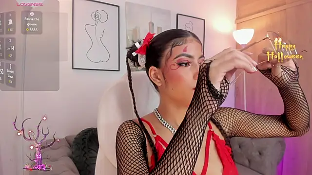 Snapshot of zaira_wetsler chatting on 18, 10, 2025 zaira wetsler online show from 18, 10, 2025