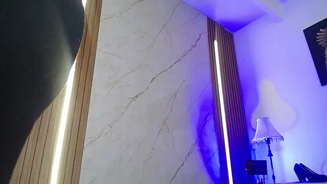 chloe  Jones  online show from 19, 1, 2026