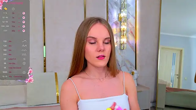 Snapshot of Lili_Lohan chatting on 17, 10, 2025 Lili Lohan online show from 17, 10, 2025