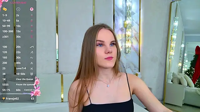 Snapshot of Lili_Lohan chatting on 24, 11, 2025 Lili Lohan online show from 24, 11, 2025