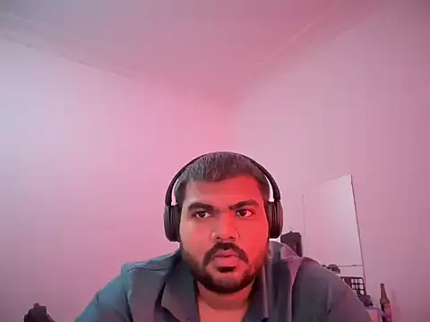 Snapshot of Romeo_Sam2 chatting on 3, 8, 2026 Romeo Sam2 online show from 3, 8, 2026