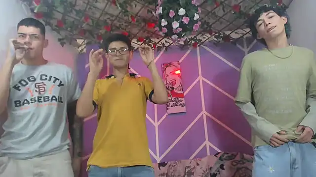 Snapshot of nexusboyhot chatting on 29, 9, 2025 nexusboyhot online show from 29, 9, 2025