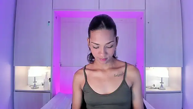 Snapshot of AnahiCollins chatting on 13, 6, 2026 AnahiCollins online show from 13, 6, 2026