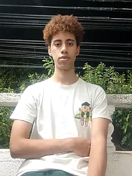 Snapshot of The_boy_good chatting on 14, 10, 2025 The boy good online show from 14, 10, 2025