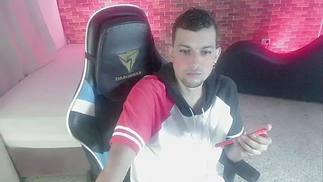 Snapshot of Bulls_23_ chatting on 3, 10, 2025 Bulls 23 online show from 3, 10, 2025