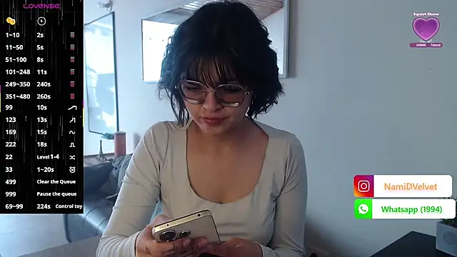 Snapshot of NamiDVelvet chatting on 15, 10, 2025 NamiDVelvet online show from 15, 10, 2025