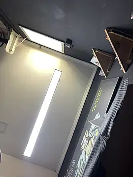 Valentino-elTuyo online show from 11, 2, 2026