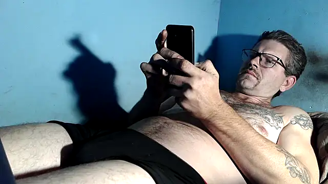 bigdickdaddy6911 online show from 21, 11, 2025