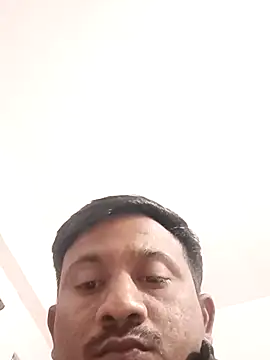 SlipperyRebound0 online show from 17, 11, 2025