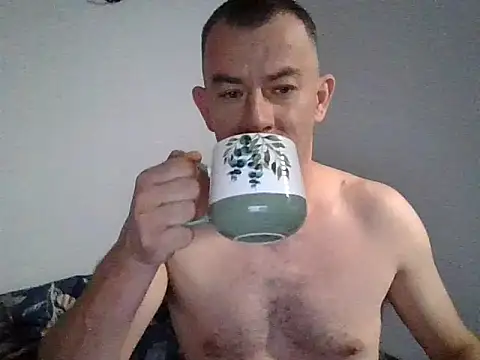 Snapshot of VanBeatPL chatting on 2, 10, 2025 VanBeatPL online show from 2, 10, 2025