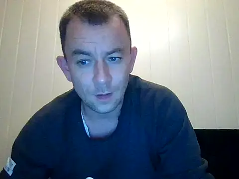 Snapshot of VanBeatPL chatting on 18, 10, 2025 VanBeatPL online show from 18, 10, 2025