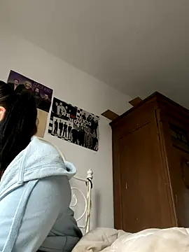 SweetieLina online show from 8, 10, 2025