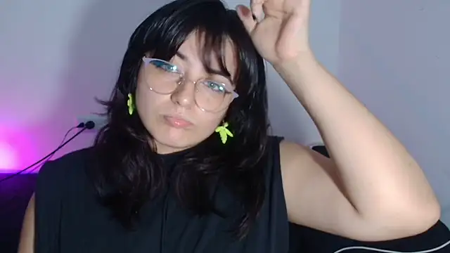 Jess Beauty18 online show from 21, 10, 2025
