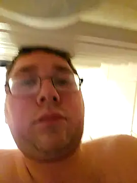 Snapshot of stivi2526 chatting on 4, 12, 2025 stivi2526 online show from 4, 12, 2025