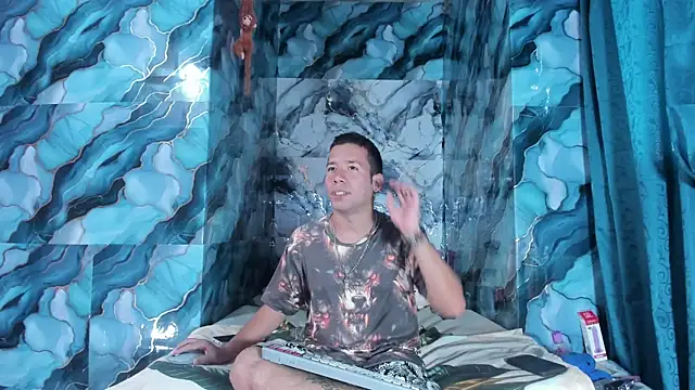 Snapshot of celesteyorucso1 chatting on 7, 10, 2025 celesteyorucso1 online show from 7, 10, 2025