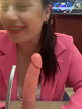 Snapshot of Amarteverdaderamente chatting on 24, 10, 2025 Amarteverdaderamente online show from 24, 10, 2025