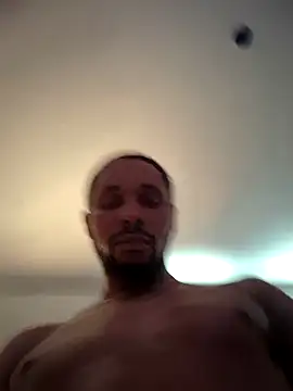 Snapshot of cutecandydick chatting on 29, 9, 2025 cutecandydick online show from 29, 9, 2025