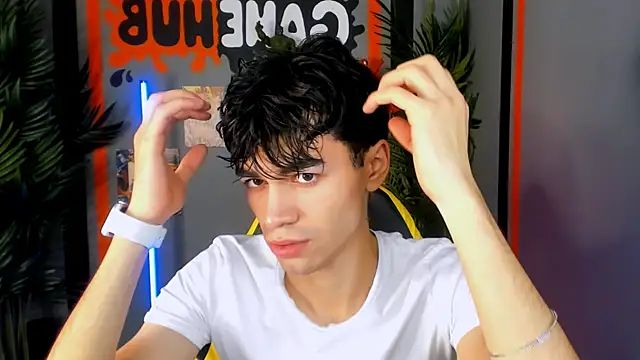 Snapshot of JaremyHarris chatting on 11, 11, 2025 JaremyHarris online show from 11, 11, 2025