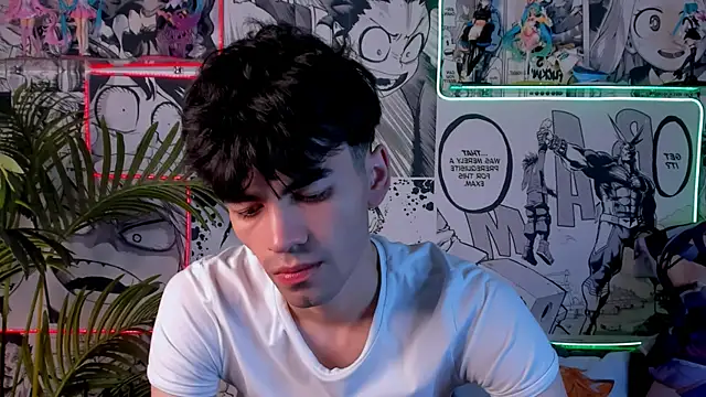 Snapshot of JaremyHarris chatting on 13, 11, 2025 JaremyHarris online show from 13, 11, 2025