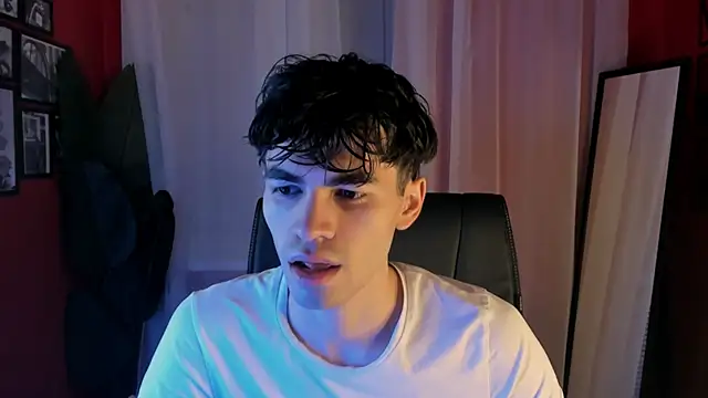 Snapshot of JaremyHarris chatting on 21, 11, 2025 JaremyHarris online show from 21, 11, 2025