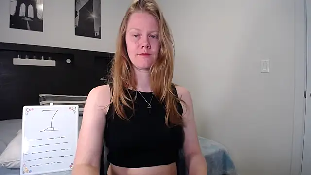 Snapshot of naughtyfox89 chatting on 2, 3, 2026 naughtyfox89 online show from 2, 3, 2026