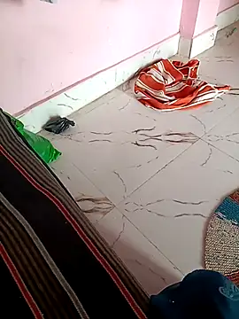 Snapshot of Hotty_ruvi chatting on 8, 10, 2025 Hotty ruvi online show from 8, 10, 2025