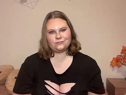 Snapshot of BriannaFlirty chatting on 22, 11, 2025 BriannaFlirty online show from 22, 11, 2025