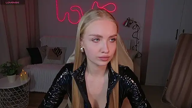 TessaGrays online show from 23, 2, 2026