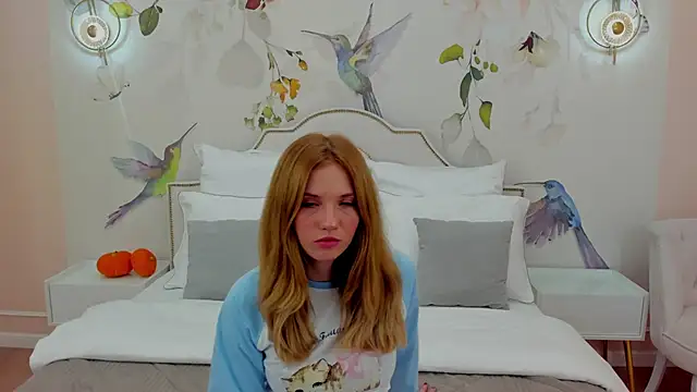 Snapshot of MelissaLiss chatting on 8, 10, 2025 MelissaLiss online show from 8, 10, 2025