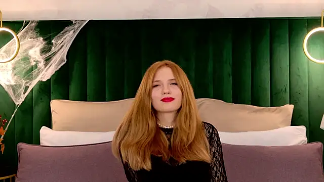 MelissaLiss online show from 28, 10, 2025