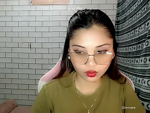 Snapshot of pinay_old_lover chatting on 10, 11, 2025 pinay old lover online show from 10, 11, 2025