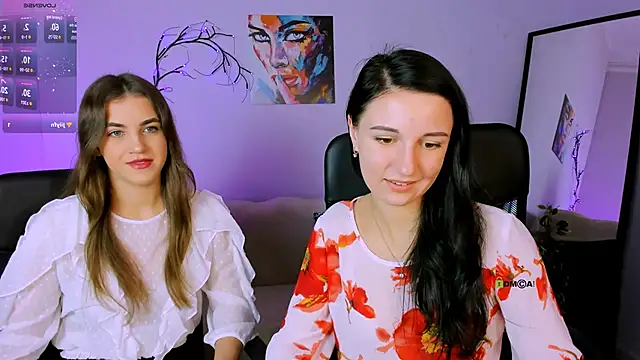 Snapshot of lina_fox12 chatting on 19, 10, 2025 lina fox12 online show from 19, 10, 2025