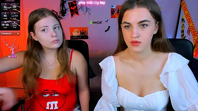 Snapshot of lina_fox12 chatting on 26, 10, 2025 lina fox12 online show from 26, 10, 2025