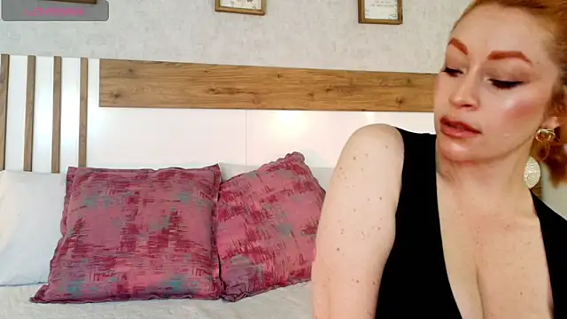 LucianaWainN online show from 4, 2, 2026