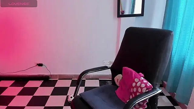 Scarlett  Cooper   online show from 27, 3, 2026