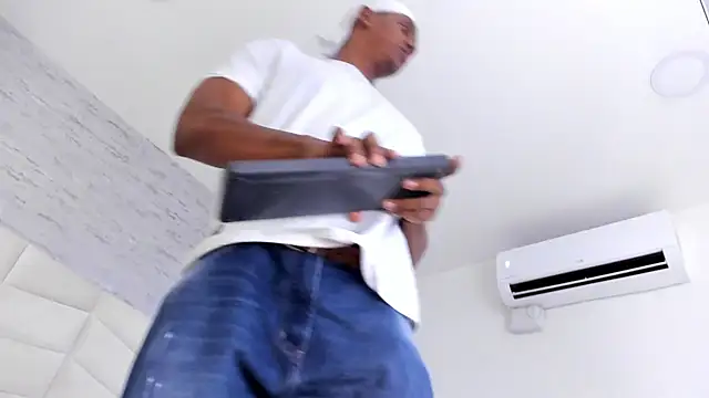 jax black online show from 14, 1, 2026