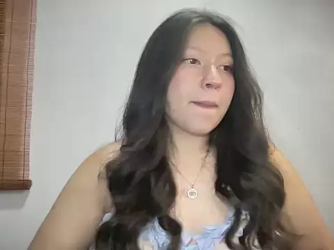 Snapshot of Rachel_James__ chatting on 14, 11, 2025 Rachel James online show from 14, 11, 2025