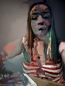 Aura Kaiser online show from 3, 10, 2025