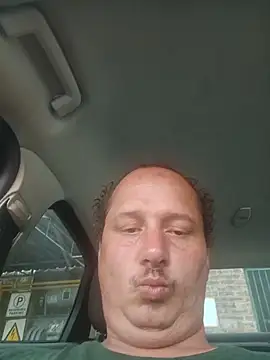 macKnd online show from 7, 10, 2025