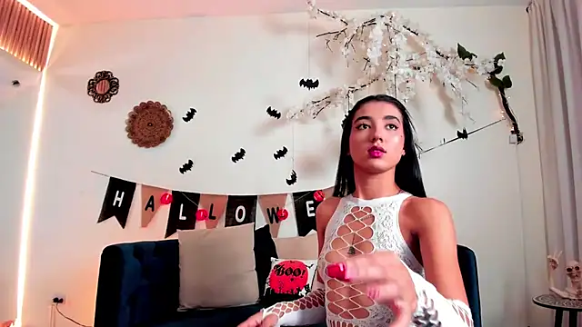 Snapshot of cloe_taylor__ chatting on 23, 10, 2025 cloe taylor online show from 23, 10, 2025