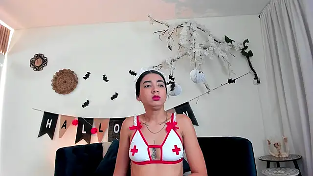 Snapshot of cloe_taylor__ chatting on 28, 10, 2025 cloe taylor online show from 28, 10, 2025