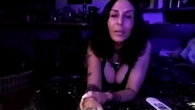 Snapshot of inkdhollow1 chatting on 25, 10, 2025 inkdhollow1 online show from 25, 10, 2025