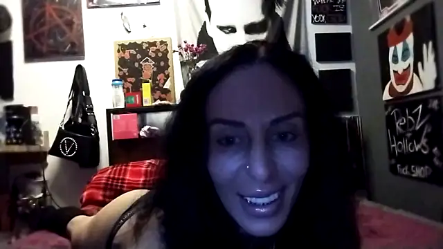 Snapshot of inkdhollow1 chatting on 28, 10, 2025 inkdhollow1 online show from 28, 10, 2025