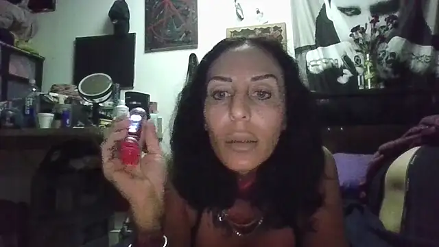 Snapshot of inkdhollow1 chatting on 4, 11, 2025 inkdhollow1 online show from 4, 11, 2025