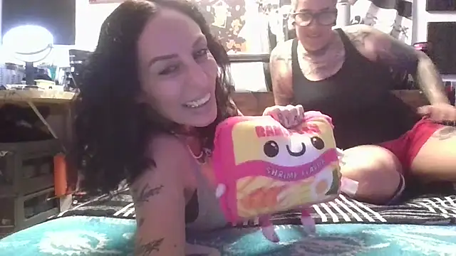 Snapshot of inkdhollow1 chatting on 20, 11, 2025 inkdhollow1 online show from 20, 11, 2025