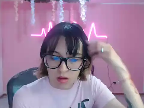 cristal hills 19 online show from 15, 11, 2025