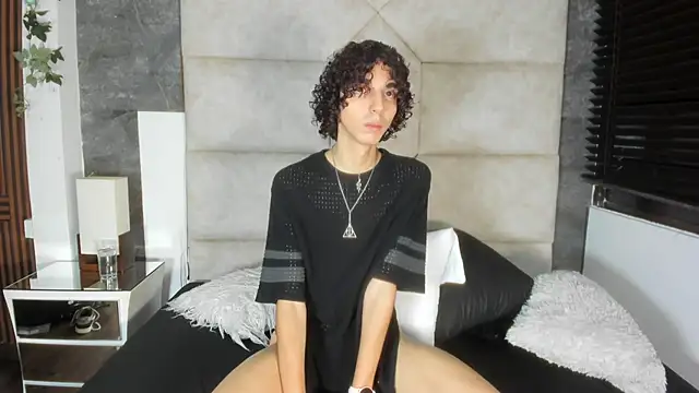 Scaarlett 22  online show from 11, 1, 2026