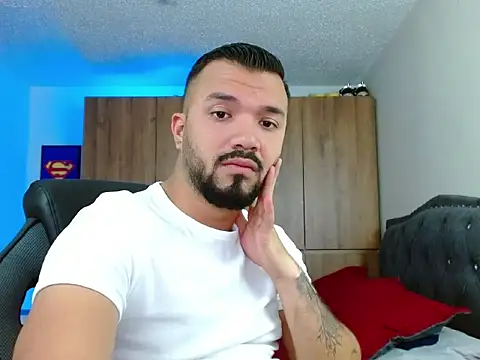 Snapshot of mathewv_ chatting on 29, 11, 2025 mathewv online show from 29, 11, 2025