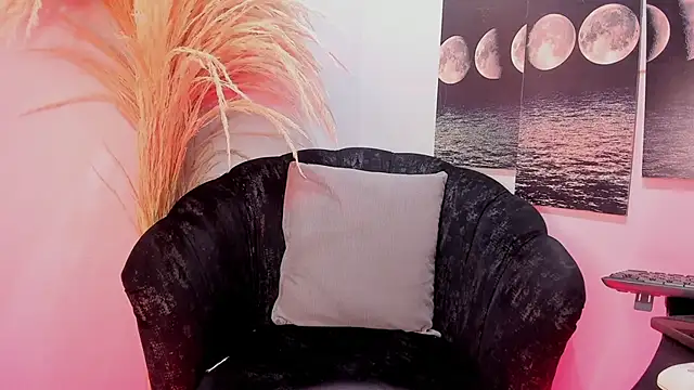 Snapshot of cloemorningstar chatting on 19, 10, 2025 cloemorningstar online show from 19, 10, 2025